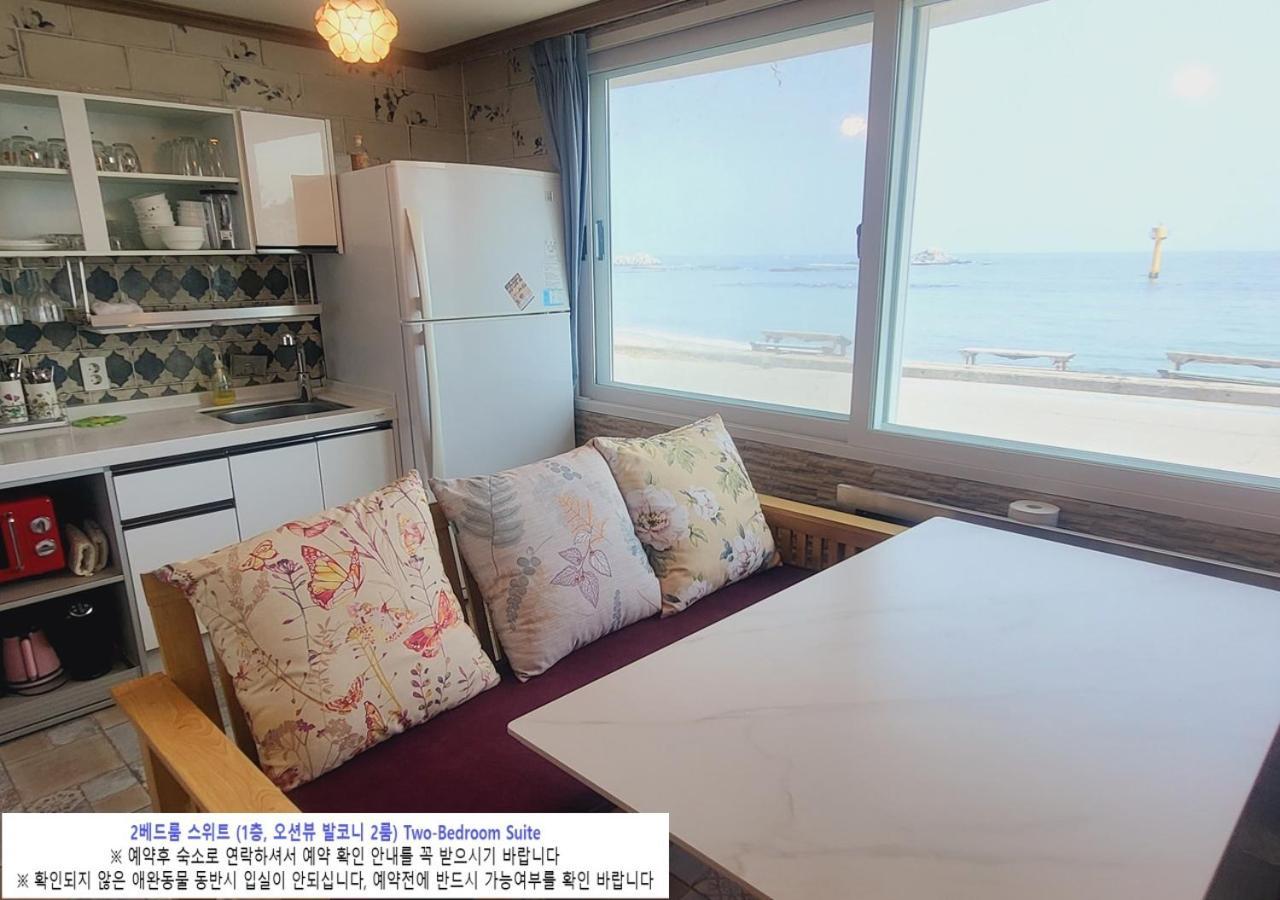 Seaside Pension Goseong  Exteriör bild